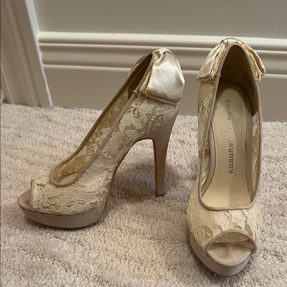 Chinese Laundry Cream Lace Coquette Peep-Toe Heels - Picture 3 of 5
